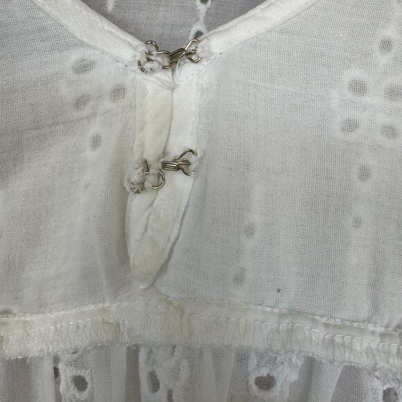American Eagle White Embroidered Lace Ballon 3/4 Sleeve Peasant Babydoll Blouse - Picture 9 of 15
